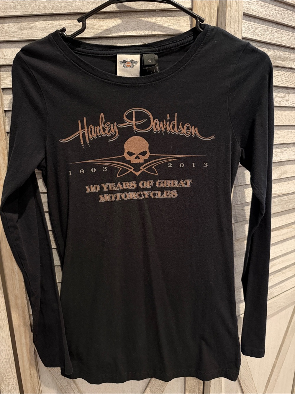 Harley-Davidson Women’s Black Long Sleeve Tee with Brown Skull Logo Size Small